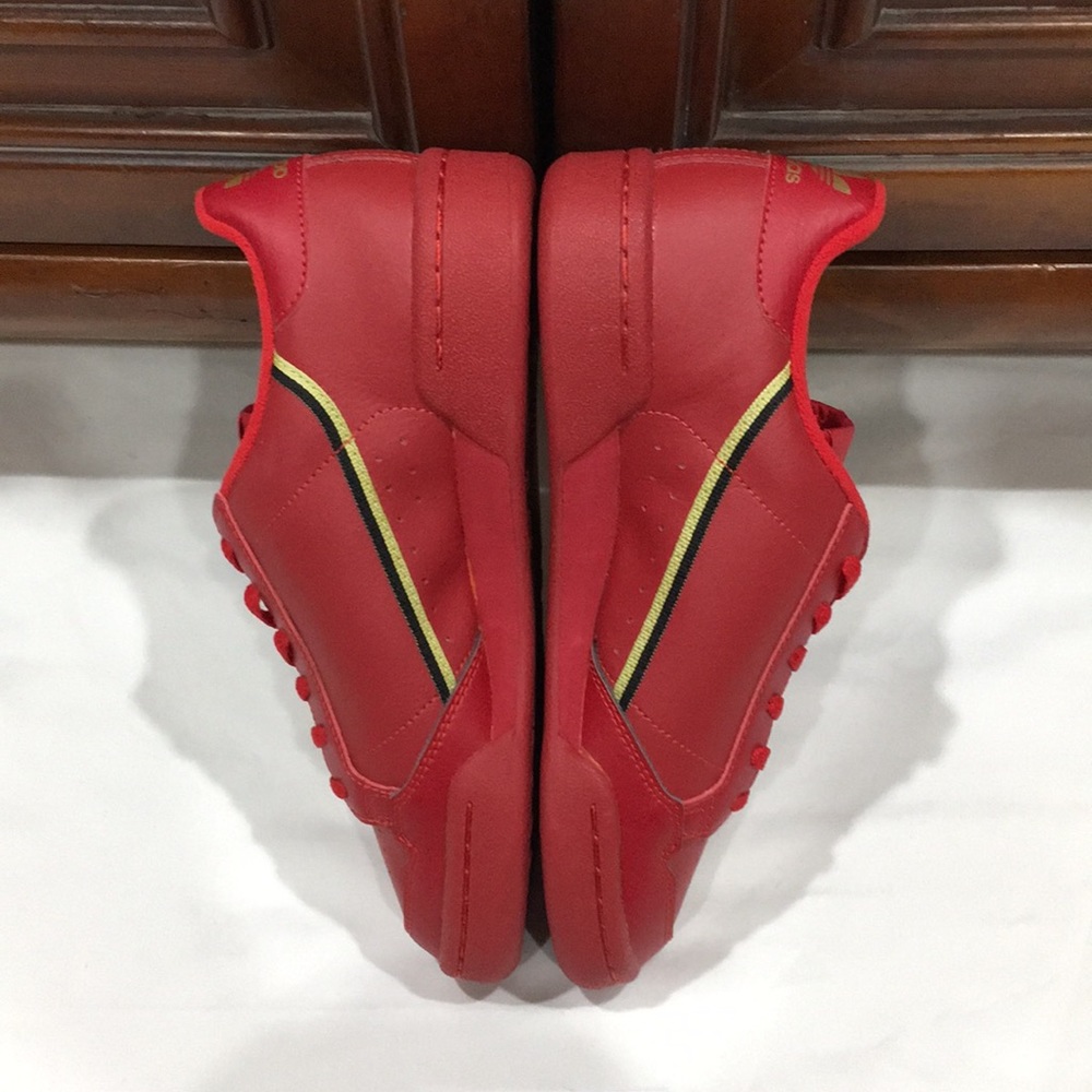 ❤️ ADIDAS ❤️ RARE COLLECTION GORGEOUS RED SPORTS SHOES . - Picture 8 of 9